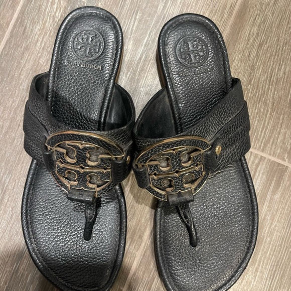 Tory Burch leather flip flops in size 9.5 - Picture 2 of 6